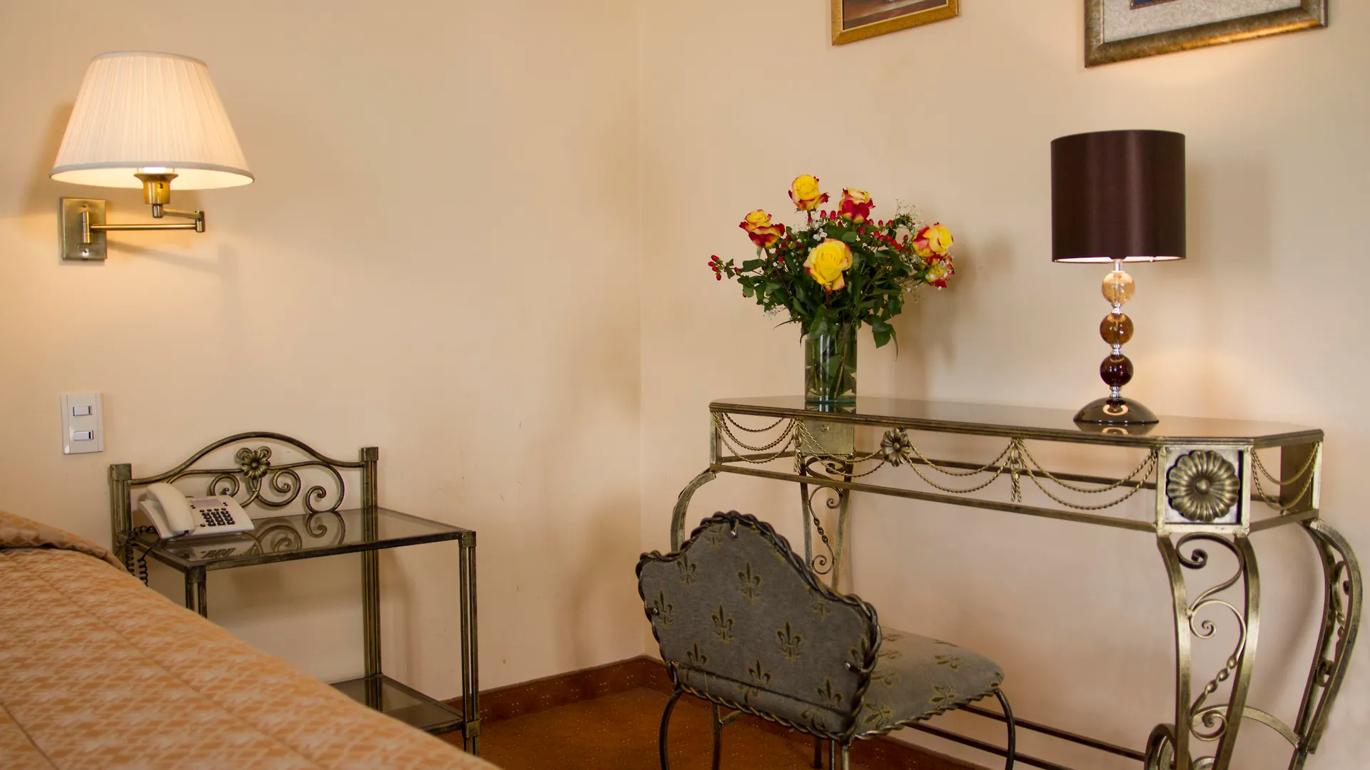 Eugenia Hotel Кито