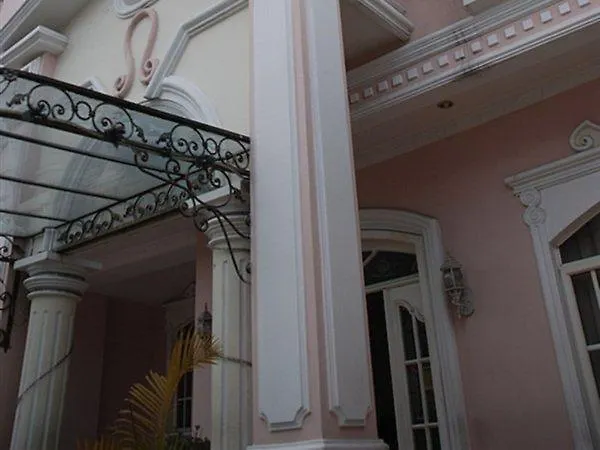 ***  Eugenia Hotel Кито Эквадор