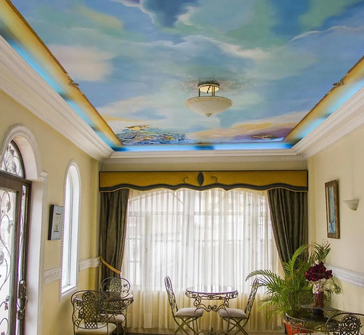Eugenia Hotel Кито Эквадор