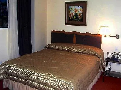 ***  Eugenia Hotel Quito Ecuador