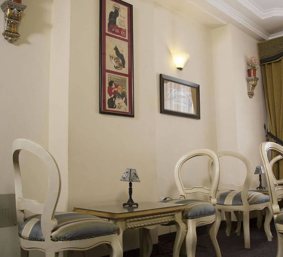 Eugenia Hotel Quito Ecuador